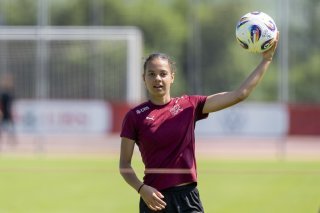 Iman Beney disputera l'Euro avec la Suisse avant de rejoindre l'Angleterre.
